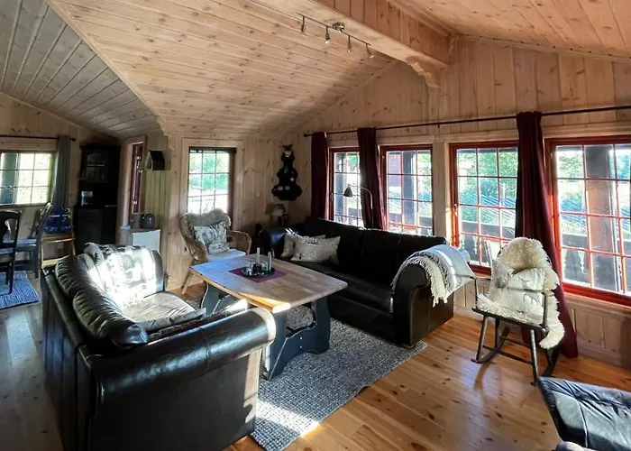 Sundebu, Spacious 5-bedroom Mountain Near And Hiking Tatil Evi Rauland